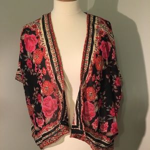 Boho Floral Kimono - Short